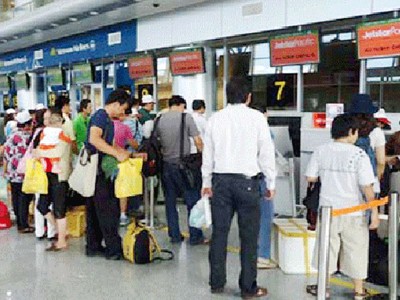 Đằng sau việc Air Mekong ngừng bay...